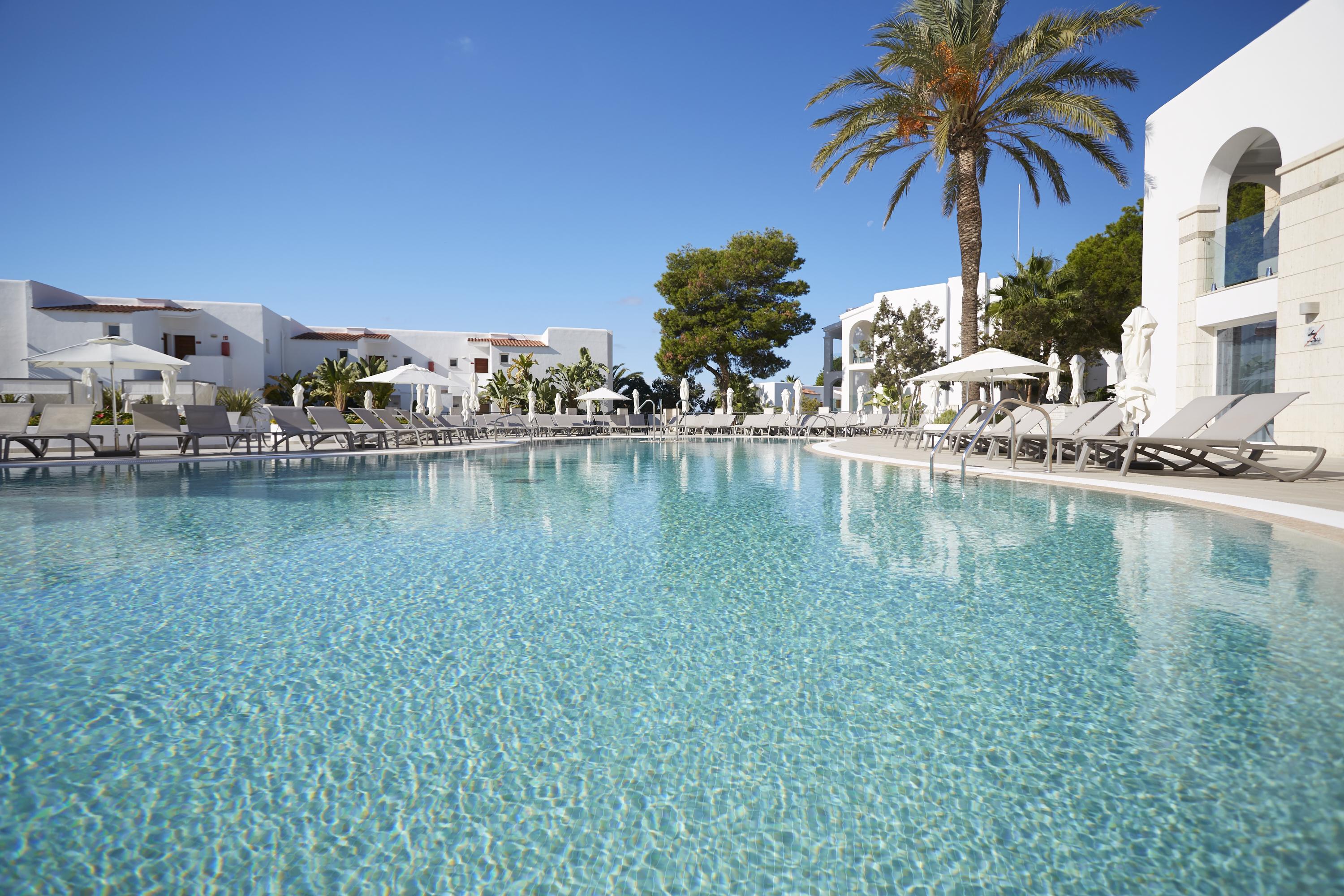 Insotel Tarida Beach Resort & Spa Cala Tarida  Eksteriør billede